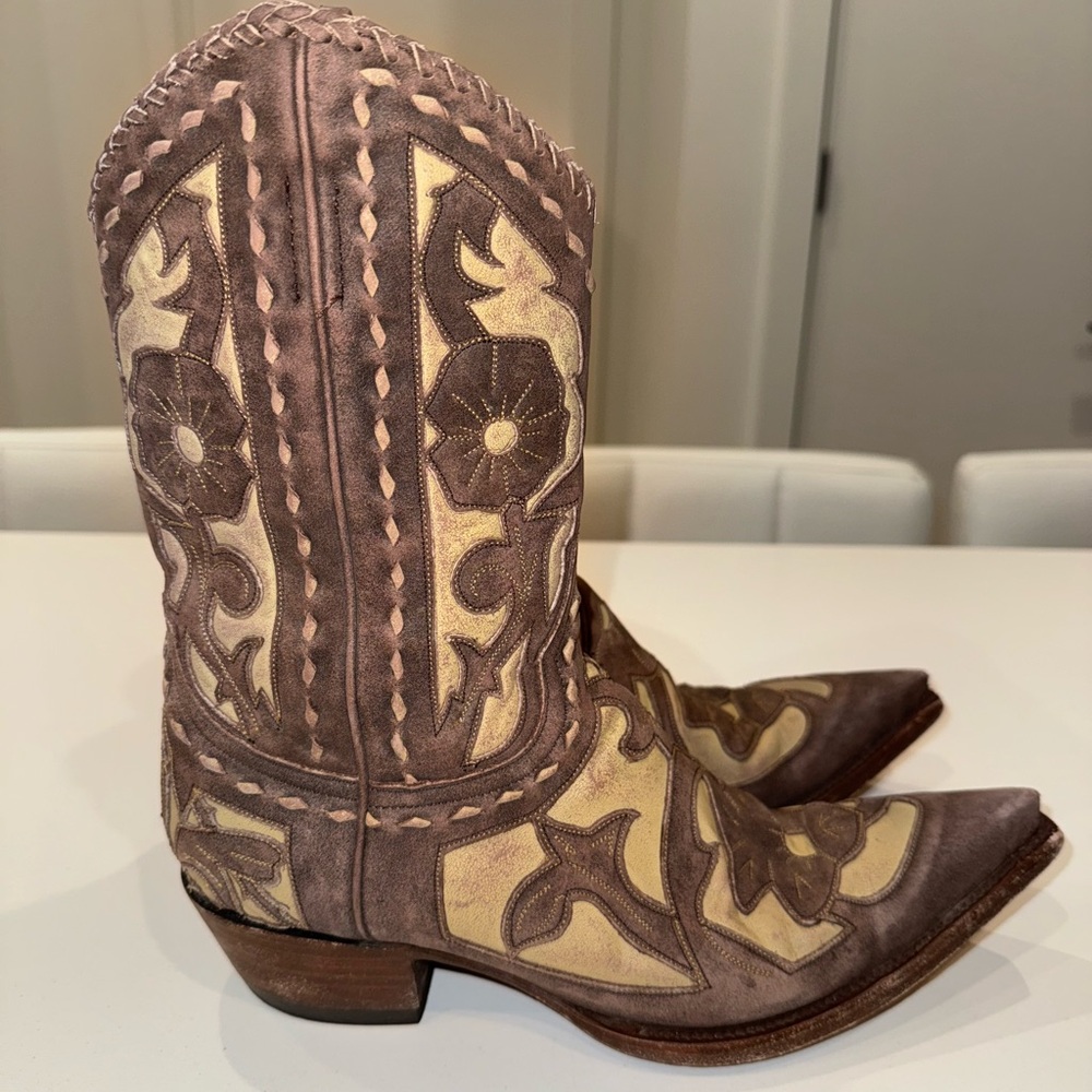 Old Gringo Tan and Cream Floral Heeled Boots sz 8